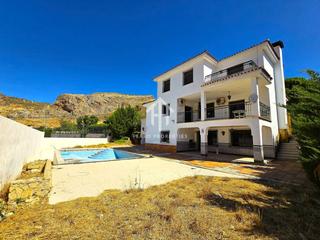 Xalet  Pintor murillo. Impresionante chalet independiente con piscina, terraza panormi