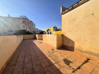 Casa  Pinos. Venta de bloque de pisos en loja
