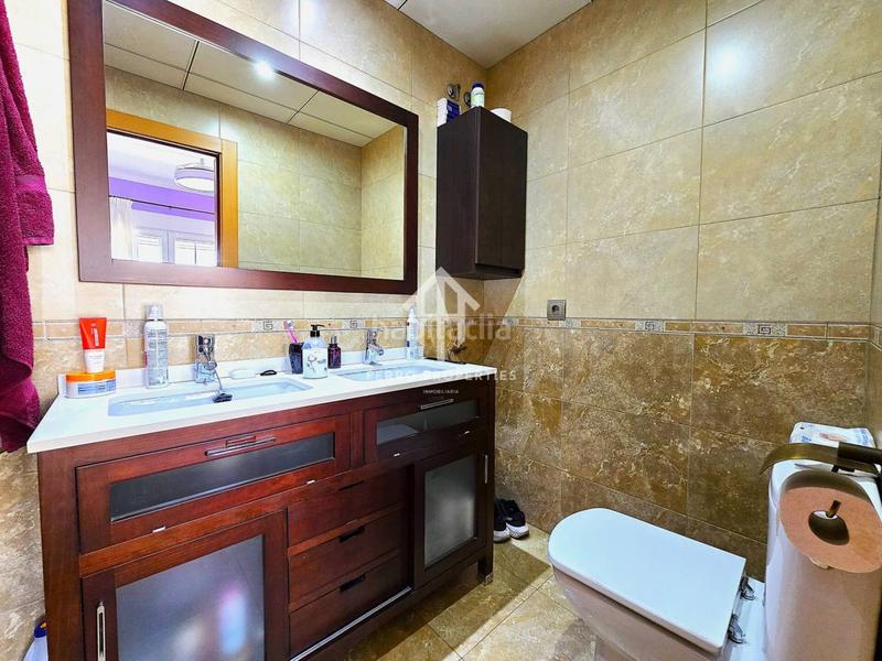 Foto 7b894631-1fbf-42e8-9c2f-9c54e5aba777. Casa en antequera 91 exclusiva casa con calidades de primera, amplitud y confort en cada rincón en Loja