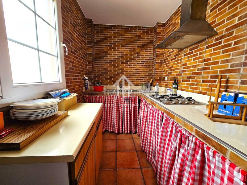 Foto 98f9ba8c-baec-4397-8630-0b3f4534c4eb. Casa en antequera 91 exclusiva casa con calidades de primera, amplitud y confort en cada rincón en Loja