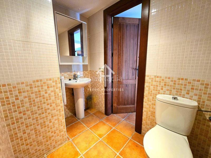 Foto a40e3bd7-27fd-4ea3-bf2f-d009d91b2105. Casa en antequera 91 exclusiva casa con calidades de primera, amplitud y confort en cada rincón en Loja