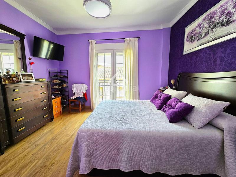 Foto c0d8cd1a-ab58-4c34-9341-431405755670. Casa en antequera 91 exclusiva casa con calidades de primera, amplitud y confort en cada rincón en Loja