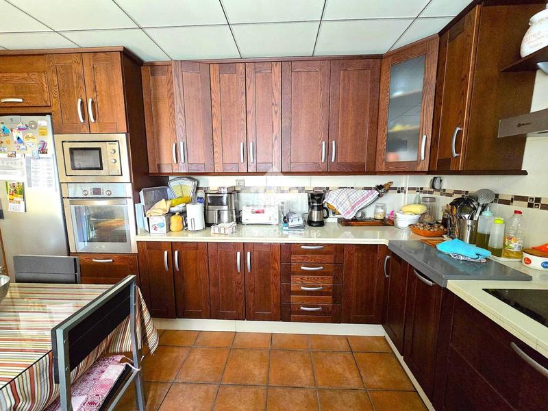 Foto d13a75b3-d776-4f25-bd74-017881ce3c56. Casa en antequera 91 exclusiva casa con calidades de primera, amplitud y confort en cada rincón en Loja