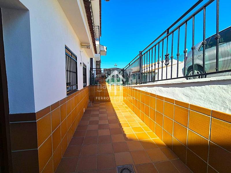 Foto 9d6b1946-0c13-43ca-b837-abd979ba3c51. Casa encantadora casa reformada en cuesta de la palma , granada en Loja