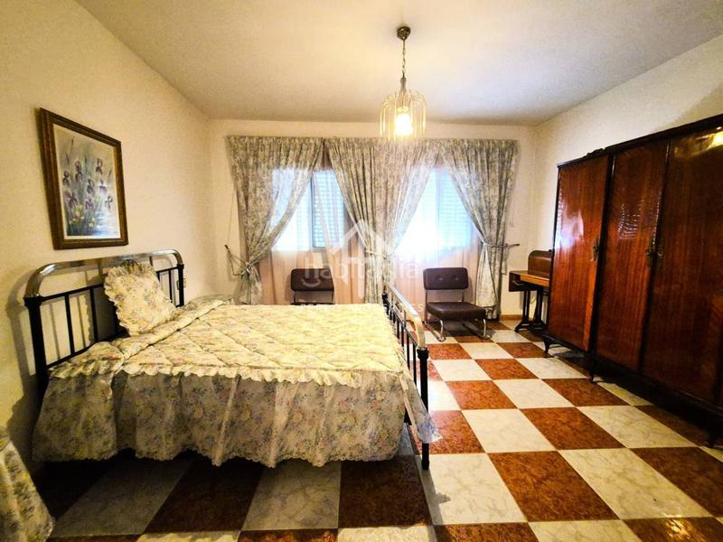 Foto f400cfe2-266d-4b46-833d-2eab9948579f. Haus in Algarinejo