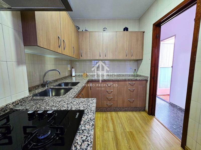 Foto b2f7cc0e-13ca-44c8-b119-e24925f2a596. Appartamento in Loja