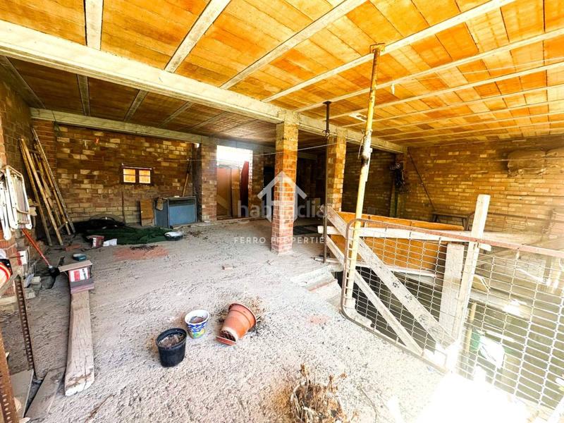 Foto f0ed578b-c678-4ba3-baf3-c07b9a50a49f. Casa con parcheggio in Salar