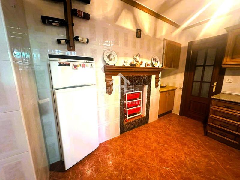 Foto f947fc1e-b445-4044-b838-9a2e9d206214. Casa con parcheggio in Salar