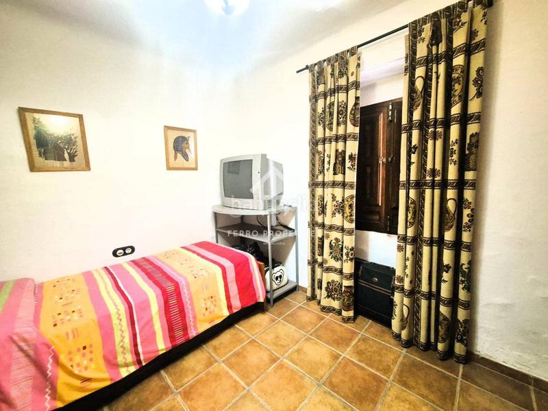 Foto 8457a019-497e-42be-bf67-c58d246982de. Casa amb piscina a Salar