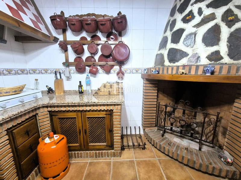 Foto 8a604f61-047c-417b-804b-109c370898bf. Casa amb piscina a Salar