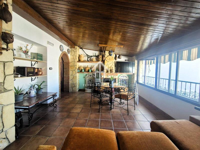 Foto a7b59195-de11-46de-bf92-acaf4f79e33b. Casa amb piscina a Salar