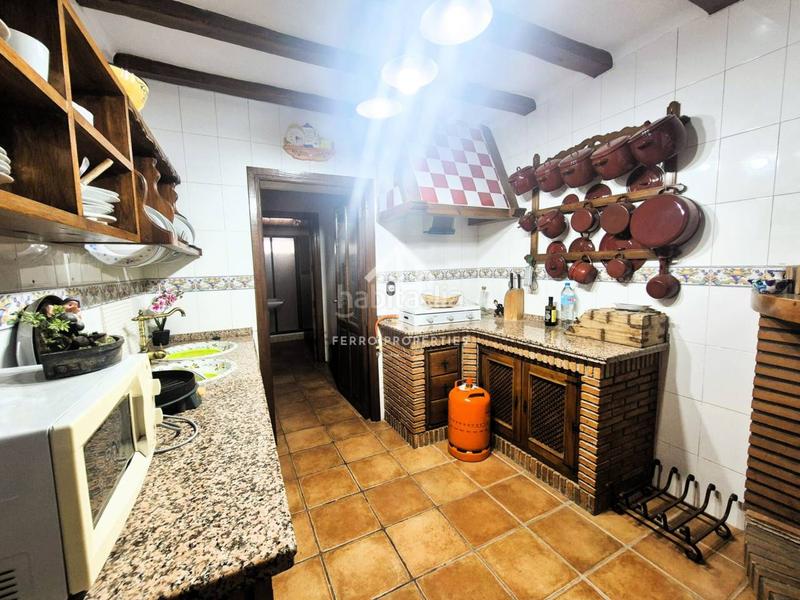 Foto ac22a827-6087-4c68-9d40-37241c0c2d50. Casa amb piscina a Salar