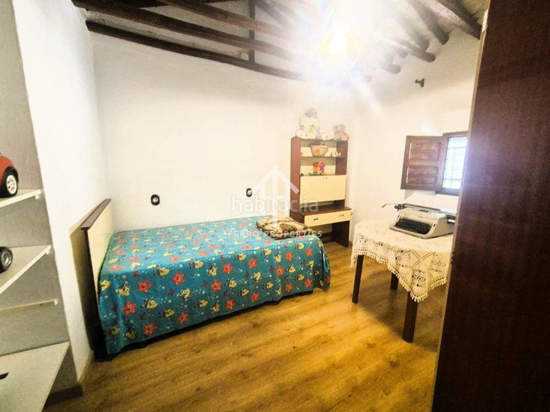 Foto c3d06b2e-aeb3-4f98-8852-e2da4a483fa5. Casa amb piscina a Salar