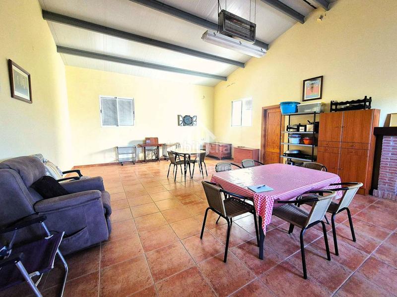 Foto a2b2478e-f9bf-4f68-bcb2-798de3bcd114. Propriété dans Loja