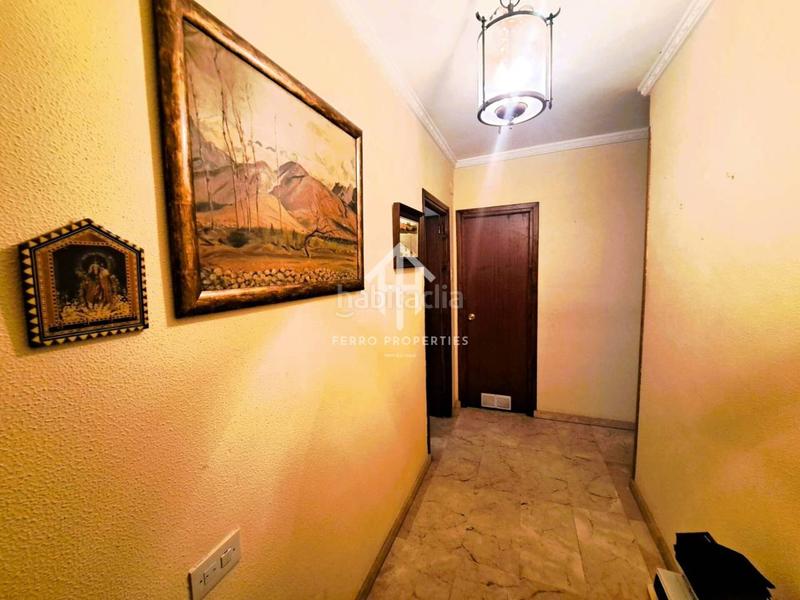 Foto f8ad1464-7f54-4705-ad9f-81d1d29c2fca. Appartamento in Loja