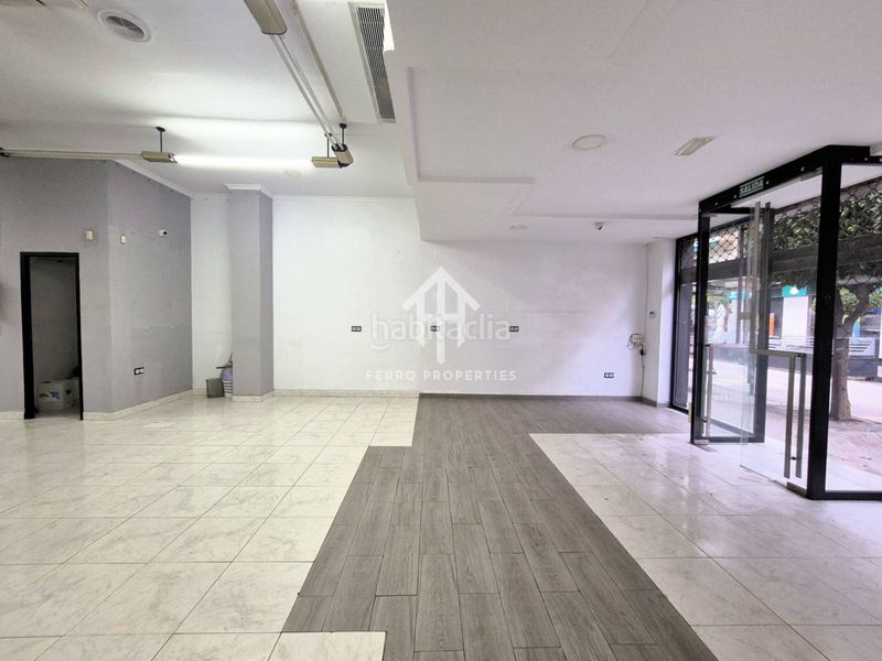Foto 1f1047cc-f72c-49a0-bc6f-aa85a9664e14. Lloguer local comercial a Loja