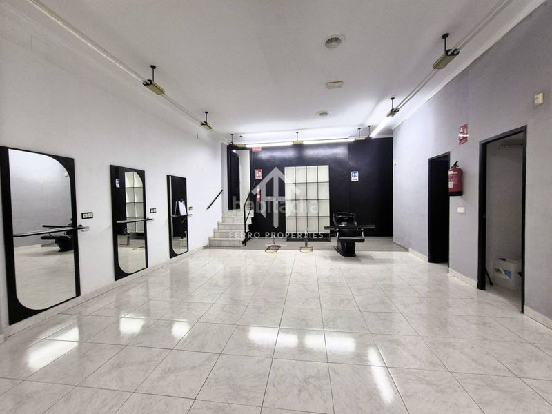 Foto 825b82a3-1395-4927-a9c3-0324055c42d1. Lloguer local comercial a Loja