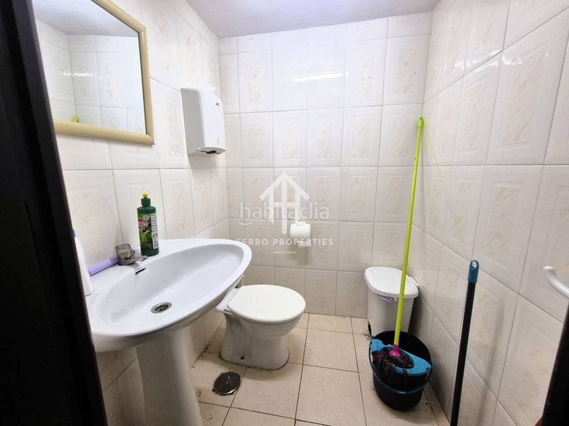 Foto c9e11f06-5a93-4553-b248-1af91fa9fbff. Lloguer local comercial a Loja