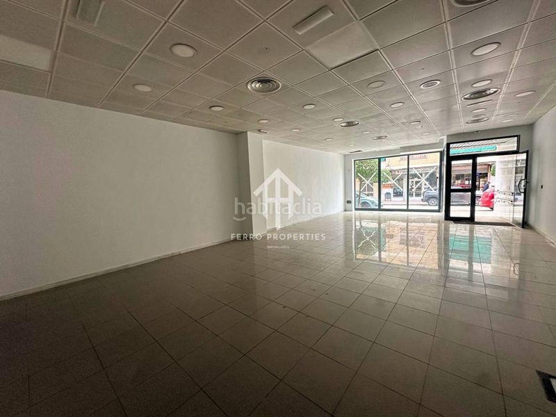 Foto d2c6ed94-363d-4a76-8fd5-d751349cdfa4. Lloguer local comercial a Loja