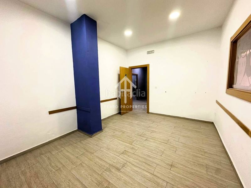 Foto fadc167f-9774-447f-a321-00625724b975. Lloguer local comercial a Loja