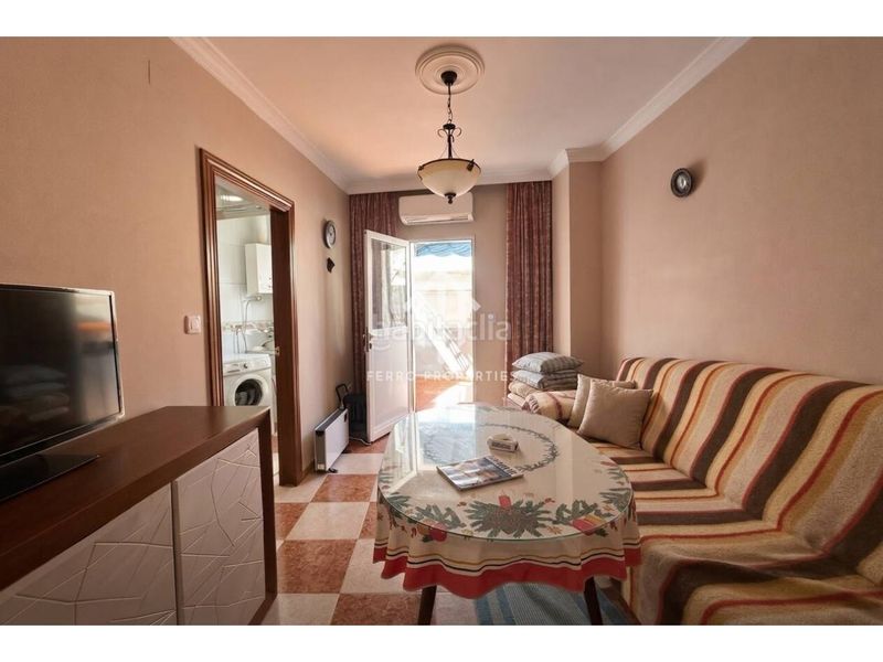 Foto f2e7514a-48e6-47b5-9fc7-0702d4f29460. Flat in Loja