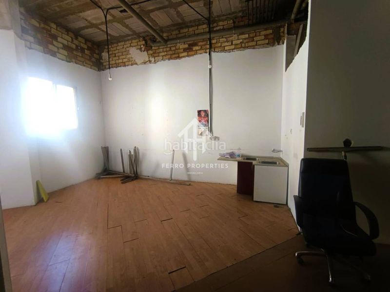 Foto 14bdbd2a-007c-4d7b-8424-0adcf118fc76. Local comercial venta de local comercial en Loja