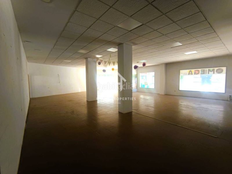 Foto c33ab3e3-1db0-4f83-a2ec-783625c47a45. Local comercial venta de local comercial en Loja