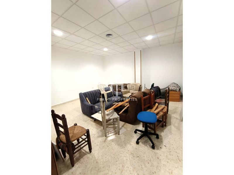 Foto 5893aa48-b9ed-42be-aa6f-0d16c7ac9875. Local comercial a Loja