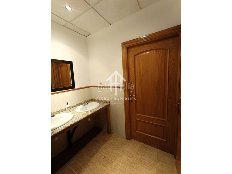 Foto d88ddf6e-c70d-41ef-83a9-48619f53ce9f. Local comercial a Loja