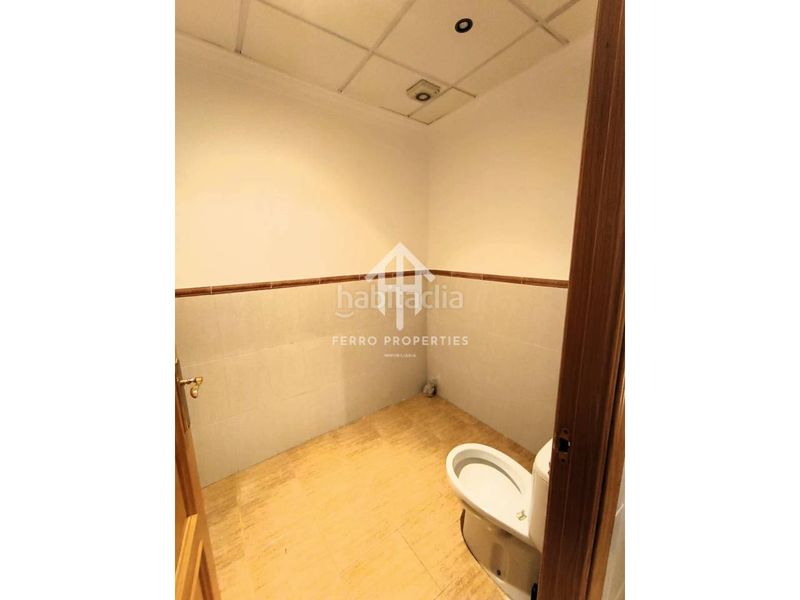 Foto e25e9b04-1160-43f6-bffd-c1da26673d83. Local comercial a Loja