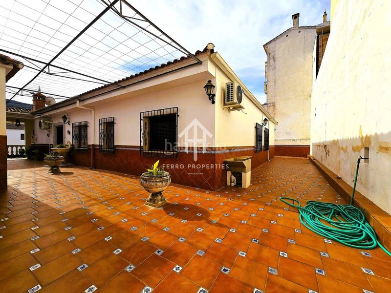 Foto 11c7d581-bcc9-4411-9a5e-eaa30970d619. Casa amb aparcament a Algarinejo