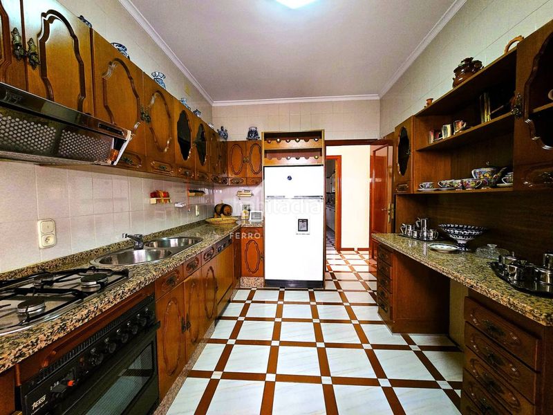 Foto 2c75a183-343c-4e93-a0a4-d6fd0d1b3693. Casa amb aparcament a Algarinejo