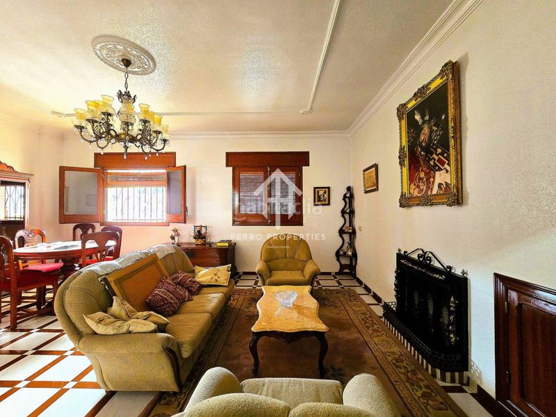 Foto 56f0405a-1e90-4bcd-bb19-3e241dc811fa. Casa amb aparcament a Algarinejo