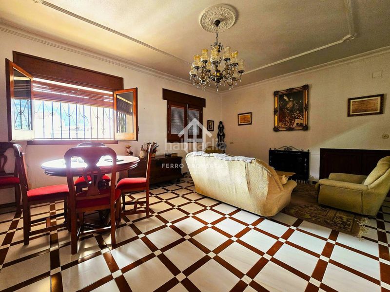 Foto 712c2bce-8d16-4cbd-8716-95c90d880d1e. Casa amb aparcament a Algarinejo