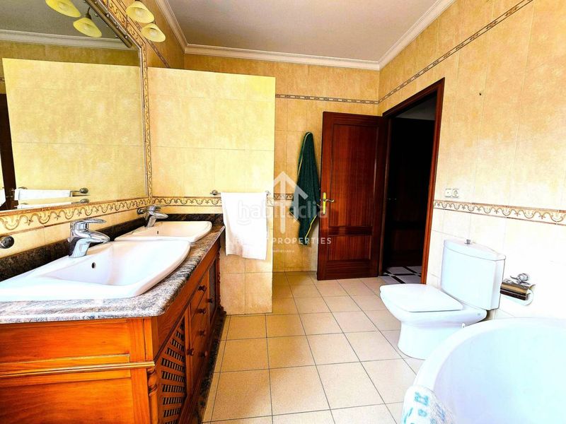 Foto ae447c9f-174b-4a01-ae76-8cb6df430916. Casa amb aparcament a Algarinejo