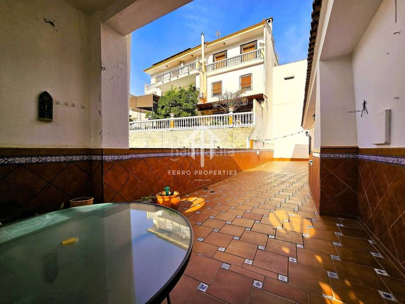 Foto fae3a0b6-b9b1-4e26-a0e7-e909ba882470. Casa amb aparcament a Algarinejo