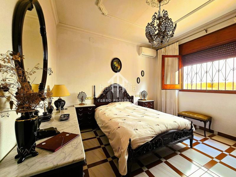 Foto fee25df4-4939-4ffd-941a-710c8613635b. Casa amb aparcament a Algarinejo