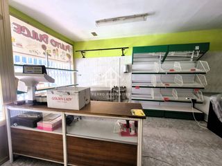 Lloguer Local Comercial a Loja. Alquiler de local comercial en loja