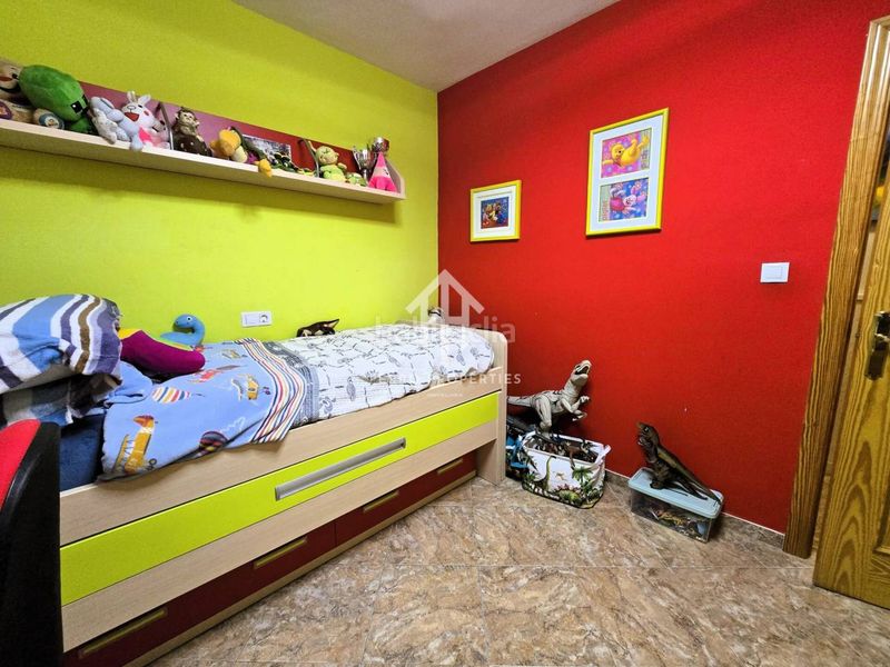 Foto 23bd5726-f45e-418f-9540-5ac1c1276047. Pis a Loja
