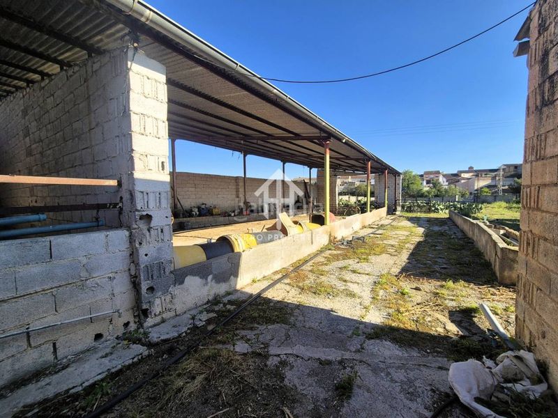 Foto 9aa66fc5-4623-43f3-b85f-b69f68544037. Finca rústica a Íllora