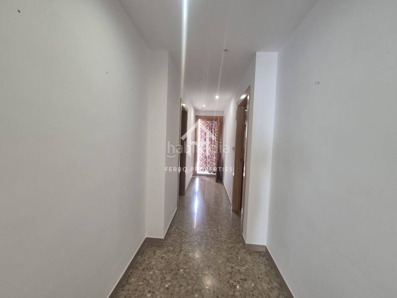 Foto 07834212-6ae2-4d70-bf85-72818528b0d5. Pis a Loja