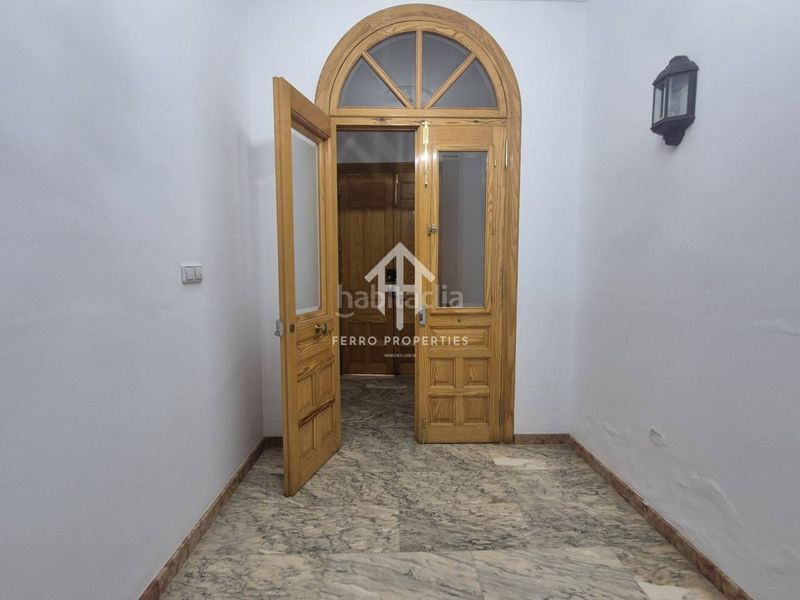 Foto 4b70d183-afc0-4f08-a7b1-92d271410a9f. Pis a Loja