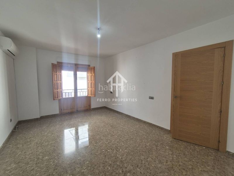 Foto 8488254c-d921-4da8-b66f-831dd664a647. Pis a Loja