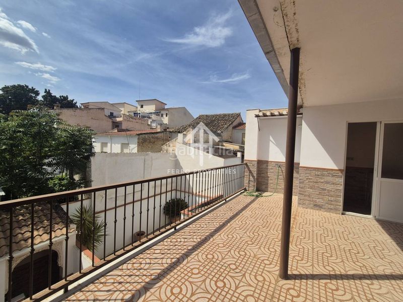 Foto a2b67fad-c399-41ec-892f-d09df8409ab6. Pis a Loja