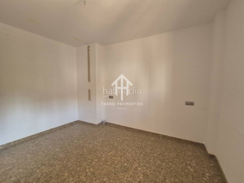 Foto cbe77a44-9fbc-40a0-a4e8-7231081a05f1. Pis a Loja