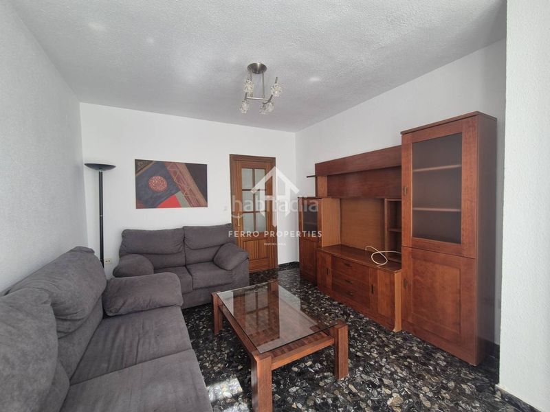 Foto 25399e64-1be8-44a4-96c9-92e0c9cf8100. Pis a Loja