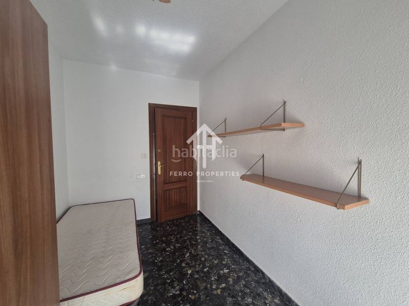 Foto 9e0af32d-77a0-4aa6-8754-2e561a4d4bb4. Pis a Loja