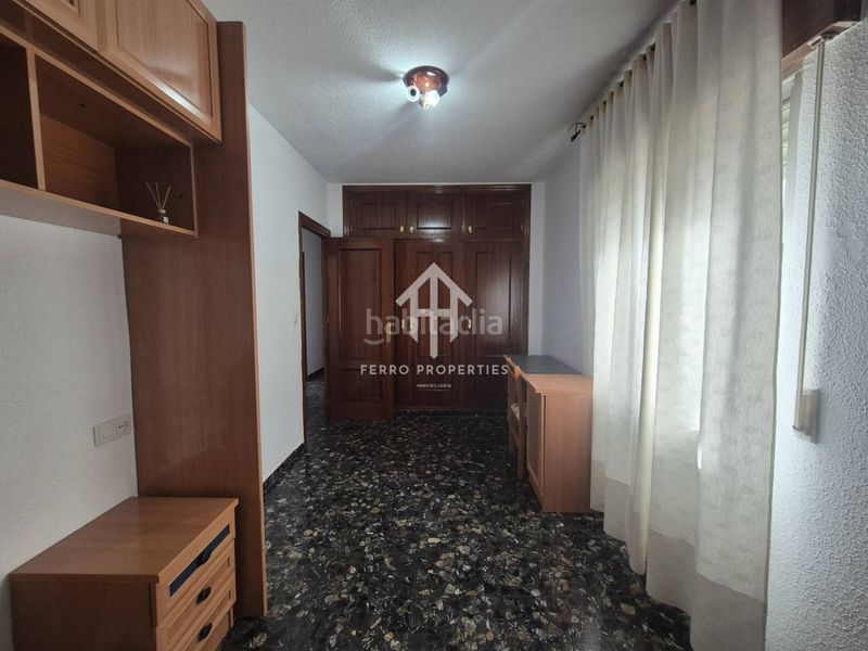 Foto c22f0af6-b96b-41d1-90fd-fed3ae2dbe4a. Pis a Loja