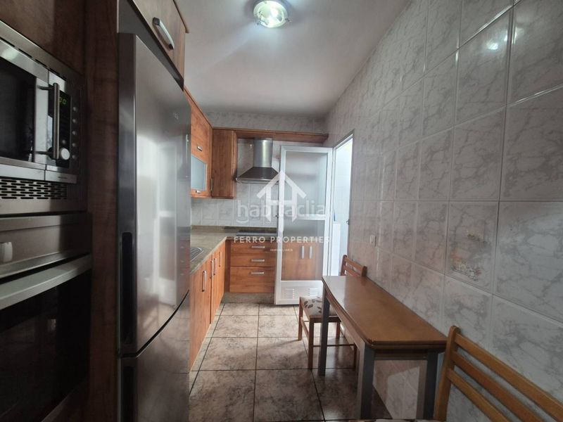 Foto c694bdbf-cf41-4ea4-9e24-876ef5c7fb7e. Pis a Loja