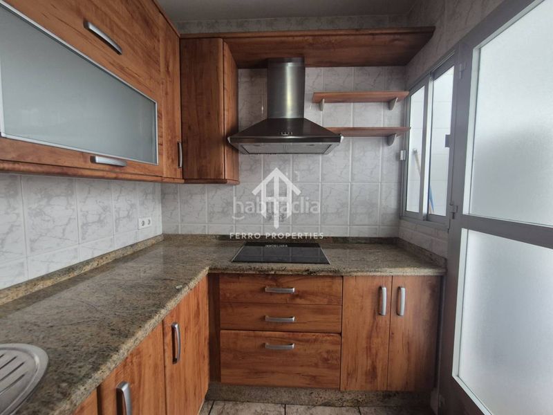 Foto dbd8a064-4eba-4a7e-811a-9abf0f7a4c2b. Pis a Loja